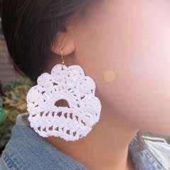 diy a little lace