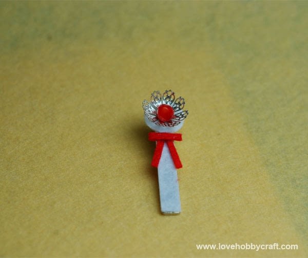 Homemade Flower Alligator Hair Clip · How To Make A Hair Accessory