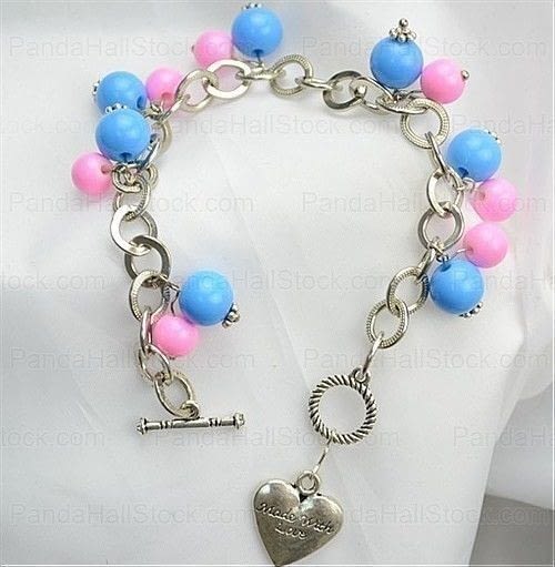 How To Make A Charm Bracelet To Dress Up Your Outfit At Once · How To Make A Beaded Charm