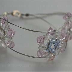 Instructions On How To Make Bracelets Out Of Only A Few Swarovski Crystal Beads
