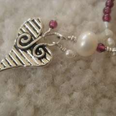 Square pearl and garnet heart 2 1232689177