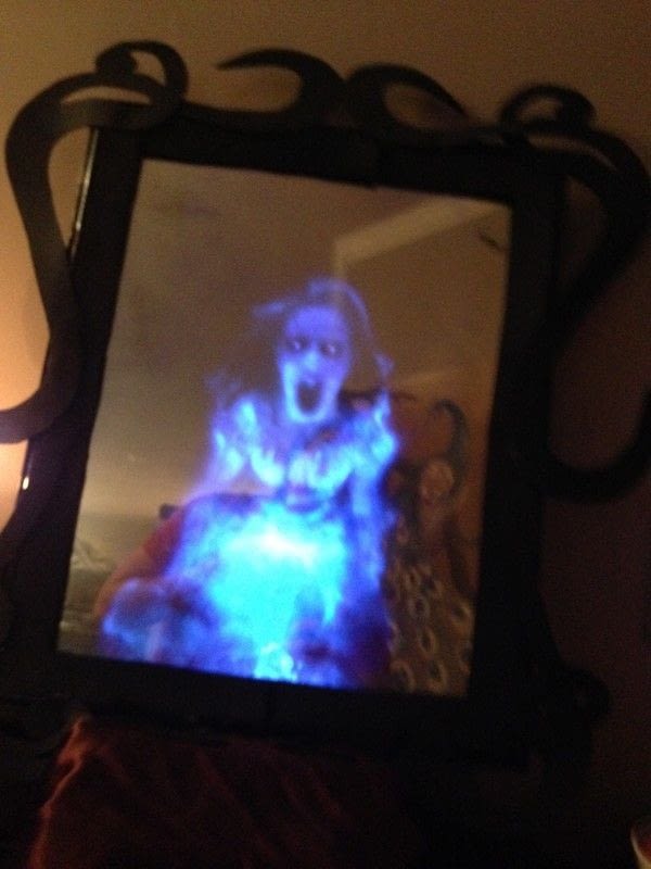 Barry Scary Mirror Mirror How To Make A Halloween Decoration 
