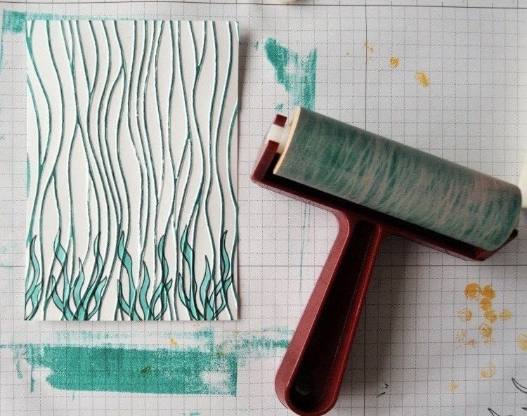 Colouring An Embossed Background With A Brayer · How To Use A Printing