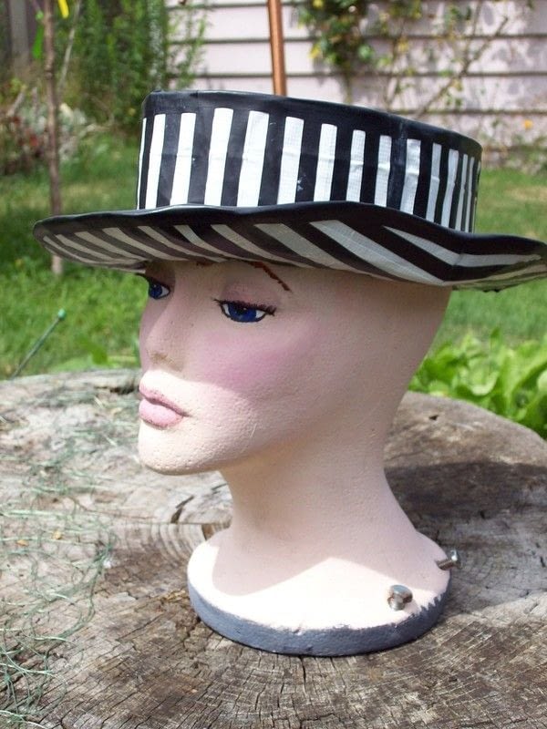 Black/White Top Hat · A Top Hat · Construction on Cut Out + Keep