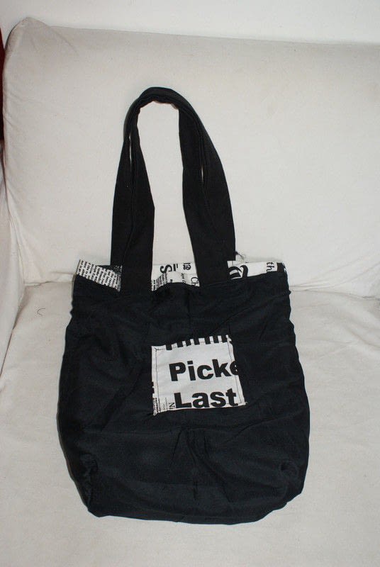 New York Times Bag · A Tote Bag · Sewing on Cut Out + Keep · Creation