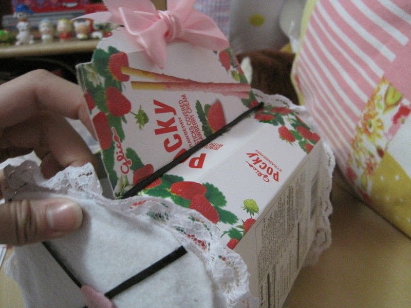 Pocky Pattern Box · A Recycled Box · Decorating on Cut Out + Keep