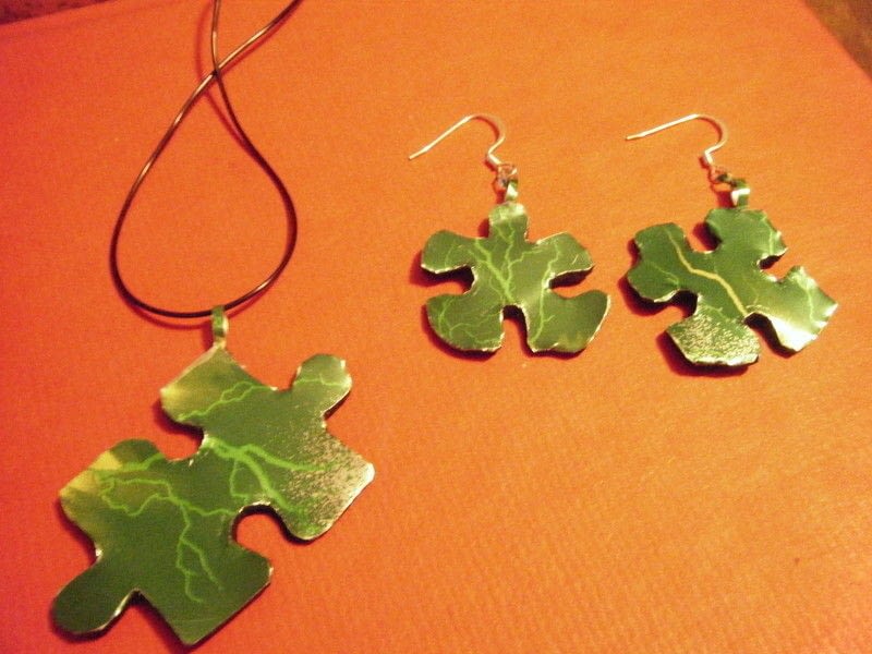 Soda Can Jewelry · A Soda Can Pendant · Jewelry Making and Metalwork on