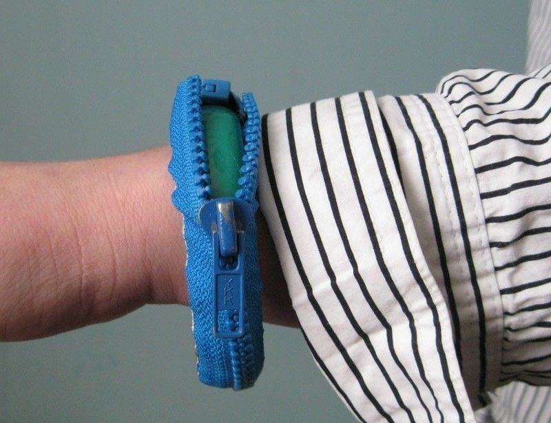 Zipper Bracelet · How To Make A Zipper Bracelet · Jewelry Making and