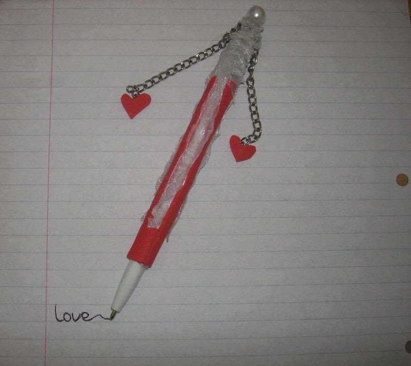 Love Heart Pen · How To Make A Pens & Pencils · Embellishing on Cut Out