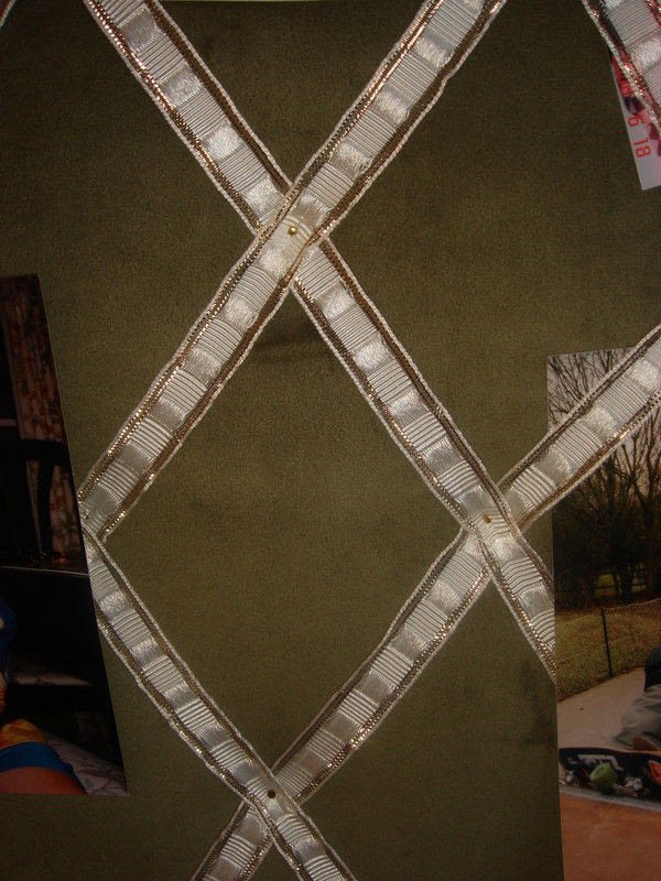 Criss Cross French Memo Board · A Bulletin Board · Creation by Ciara