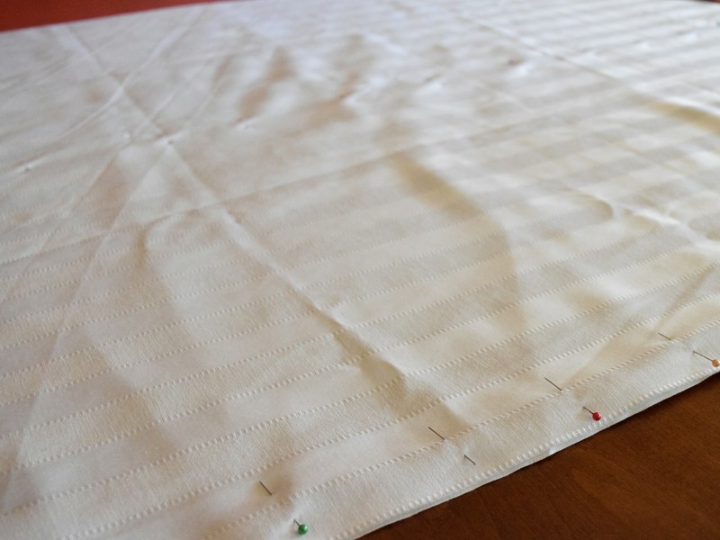 Sew A Simple Table Runner! · How To Make A Tablecloth / Table Runner