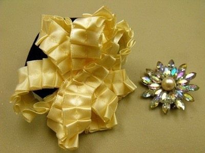 How to make a cuff earring. Gift Bow Cuff Bracelet - Step 13