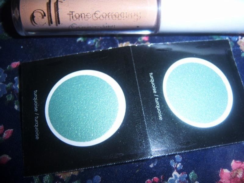 green tinted concealer