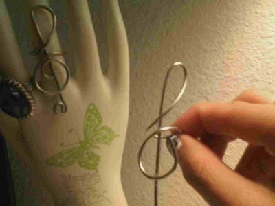 How to make a trebel clef wire ring. Treble Clef Ring  - Step 6